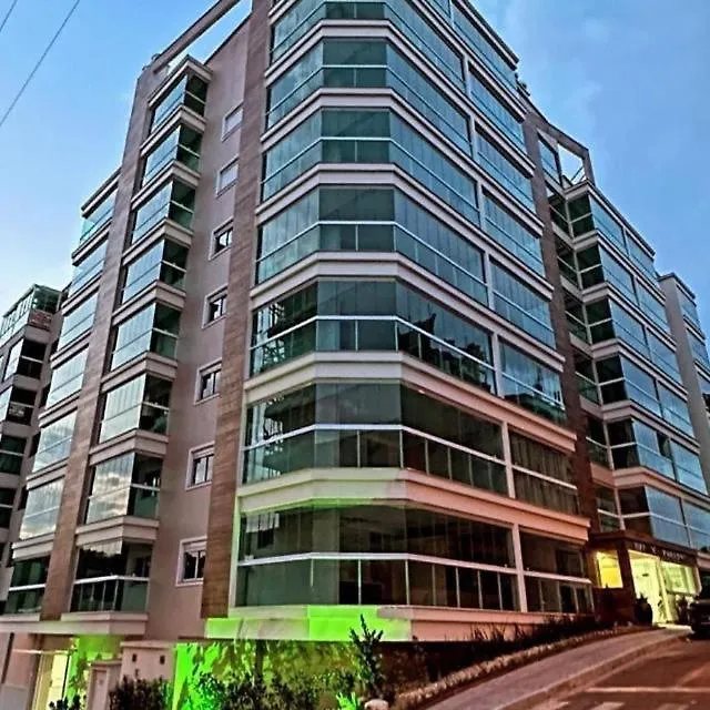 Loft 408 Ed Infinity Paradise location